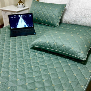 Bộ ga gối trần bông bo chun phi lụa cao cấp, Set 3 món ga trải giường chun trần bông cao cấp chất liệu phi lụa mềm mại