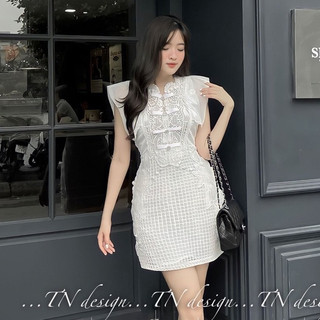 Đầm Ren Nơ Đính Charm Phối Nút Bọc - D22128