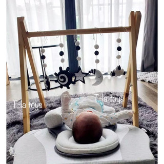 Kệ chữ A handmade cho trẻ sơ sinh