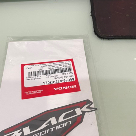 tem black edition k27  honda Tem chữ ốp trước