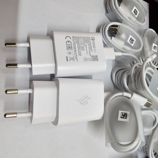 Sạc và Cáp Vinsmart 18w