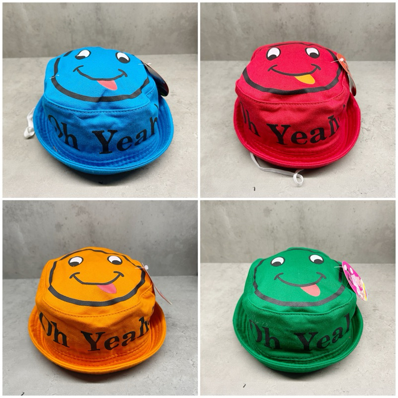 Mũ tròn cong in mặt cười Oh Yeah có dây cho bé 1 - 2 tuổi