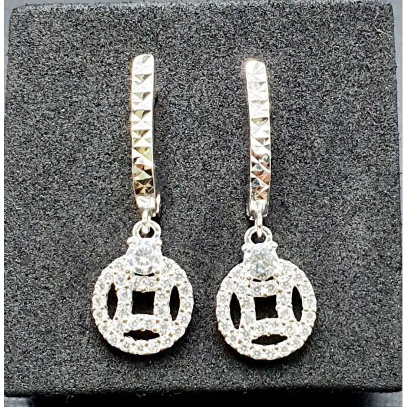 bông tai xi bạch kim