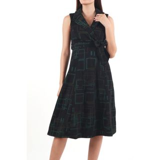 Đầm sát nách C.Kl3in có dây nịt, cổ sơmi