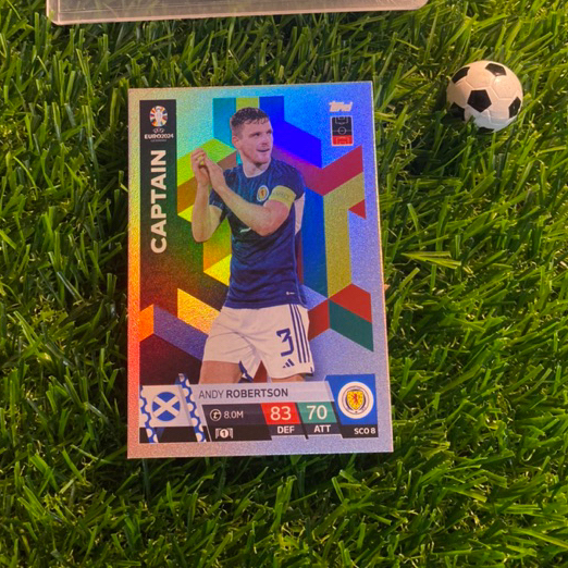 [ CHÍNH HÃNG ] - CAPTAIN - TOPPS MATCH ATTAX EURO 2024 - ANDY ROBERTSON (SCOTLAND)