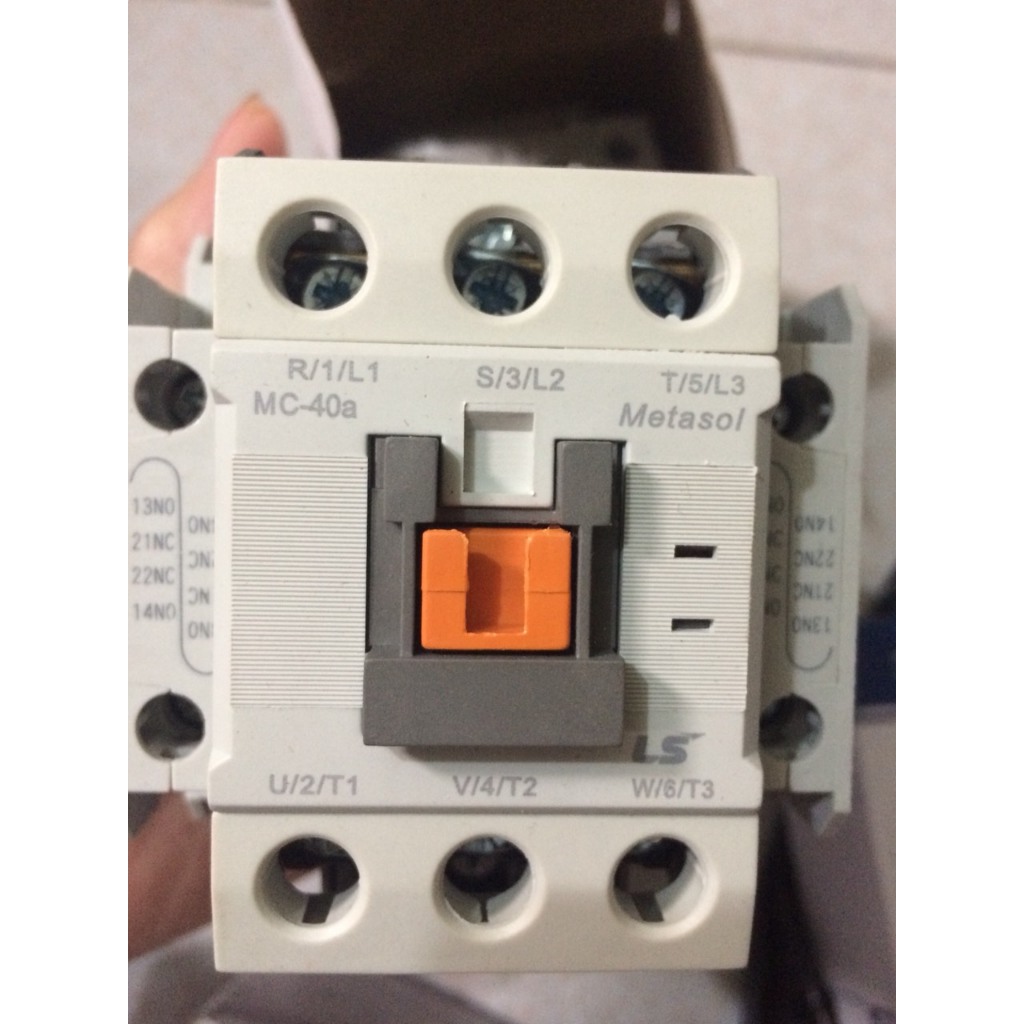 Khởi Động Từ LS MC-40A 220V/380V