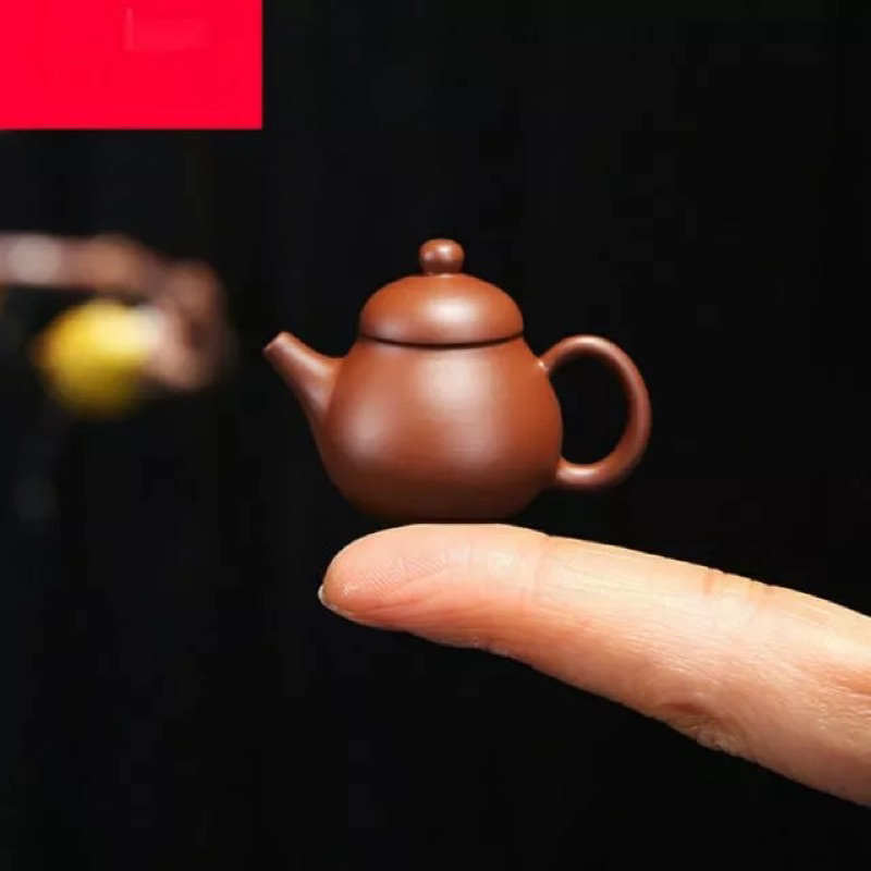 Ấm trà tử sa mini trang trí ( ẤM VĂN ĐÁN )