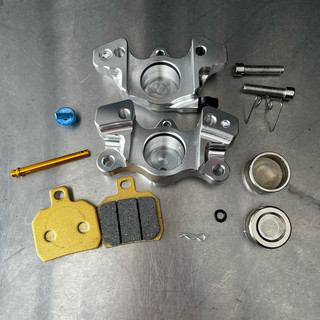 Heo Brembo CNC 2 PIS Đối Xứng Mẫu Bilet