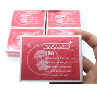 Lưỡi Dao Mổ Doctor Số 11 Hộp 100 Chiếc