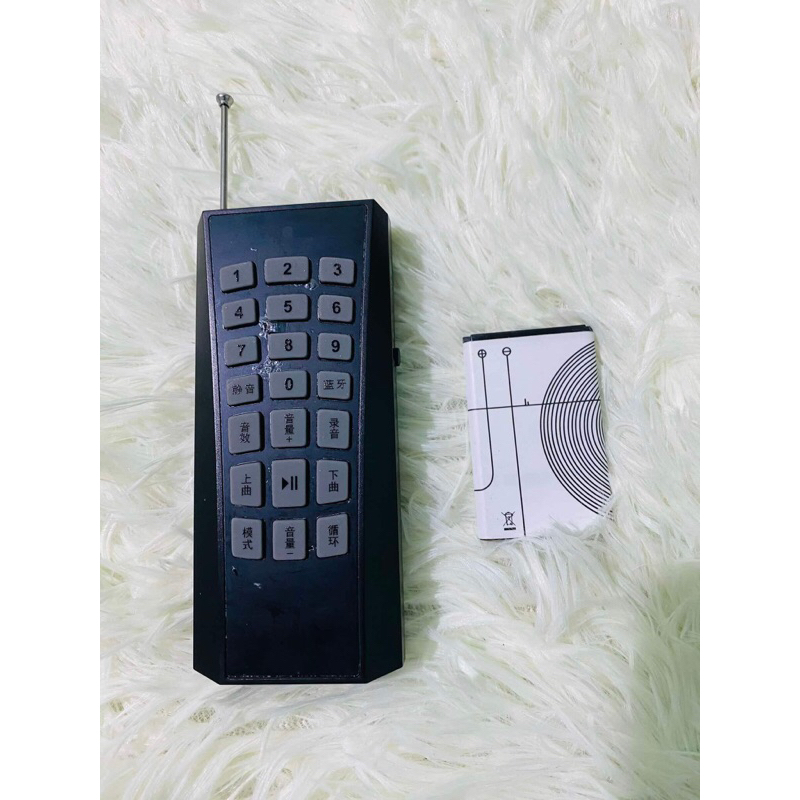 Điều khiển loa q92 kèm cục pin điều khiển