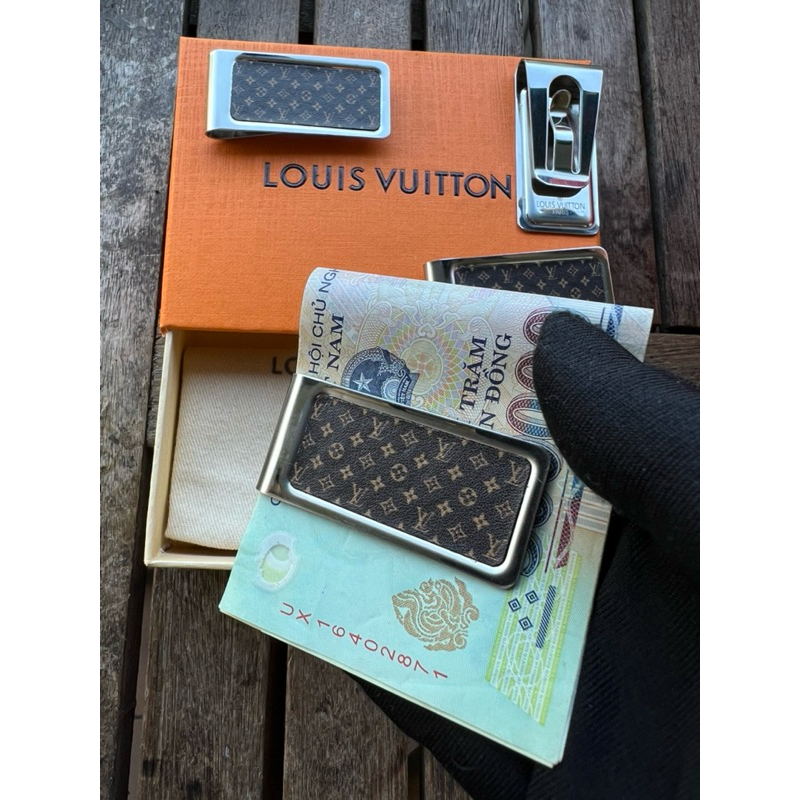 Kẹp tiền LV 03 fullbox