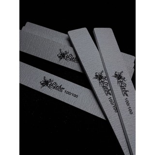 5 CHIẾC DŨA