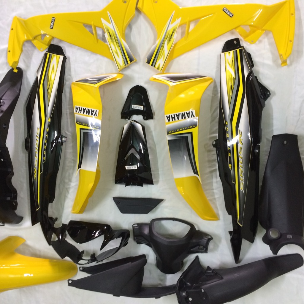 [ TẶNG TEM ] Bộ Dàn áo xe  Sirius RC - sirius màu Vàng -mủ ABS loại 1