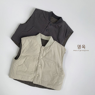 Áo gile phao mang 2 mặt trơn và kẻ dáng basic dễ mix đồ cho bé