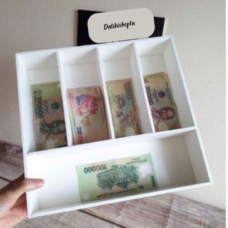 khay chia tiền thu ngân màu trắng tiện dụng, khay đựng mỹ phẩm cá nhân.