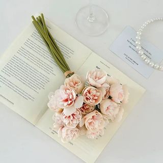 Bó 27 bông hoa nhân tạo cao cấp
