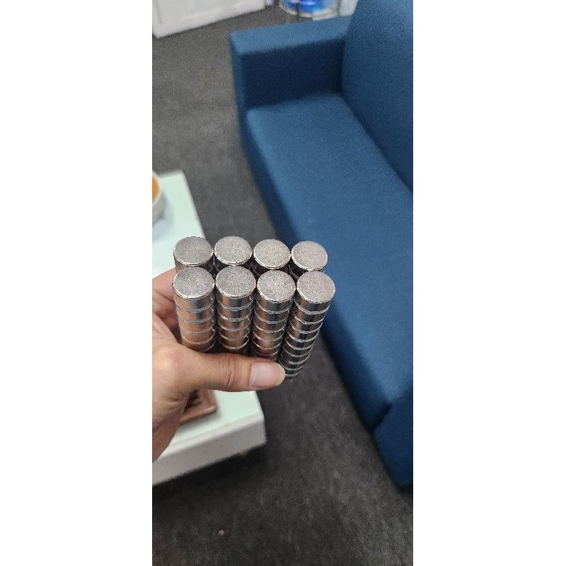 Nam châm trắng phi 20x10mm