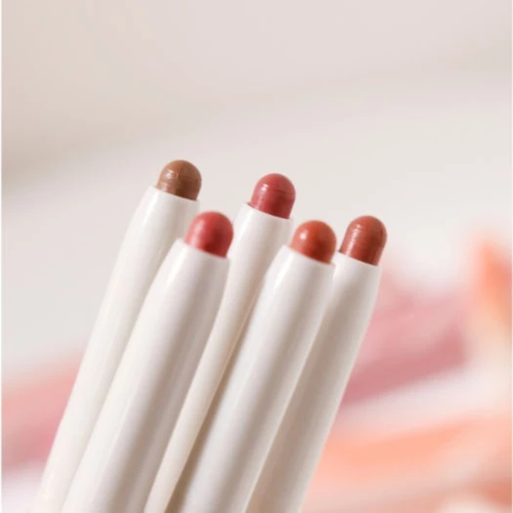 Chì Kẻ Viền Môi Nhung Lì, Lâu Trôi, Thiết Kế 2 Đầu Romand Lip Mate Pencil 0.5g
