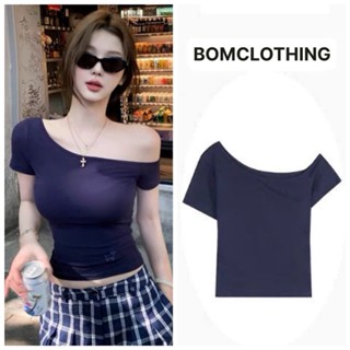 Áo Thun Cổ Trễ Form Ôm Chất Vải Cotton Bozip QC Loại 1 Mềm Mại Mát Co Giãn MA124