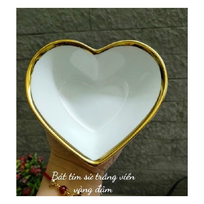 Bát tim sứ viền vàng đậm