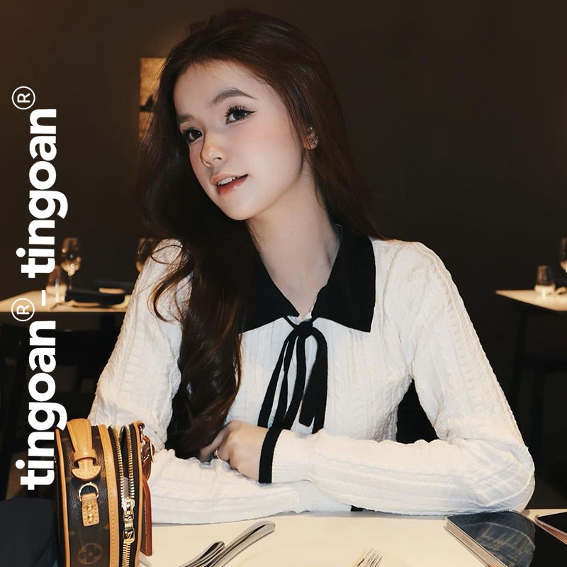TINGOAN® - Áo len xù trắng dáng lửng phối cổ bẻ dây nơ đen HELLEN TOP/WH | BigBuy360 - bigbuy360.vn