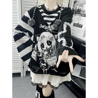 [Có sẵn] Áo Phông Mỏng Tay Dài In Hình Anime Mix Sọc Và Thập Giá Phong Cách Nhật Bản Y2K