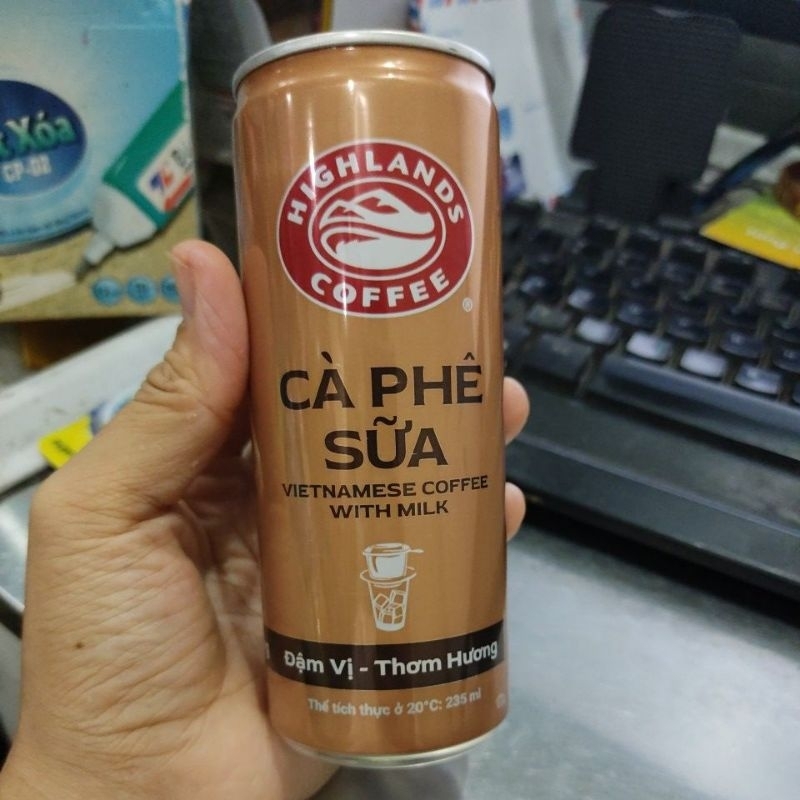 CÀ PHÊ  HIGHLANDS COFFEE LON 235ML