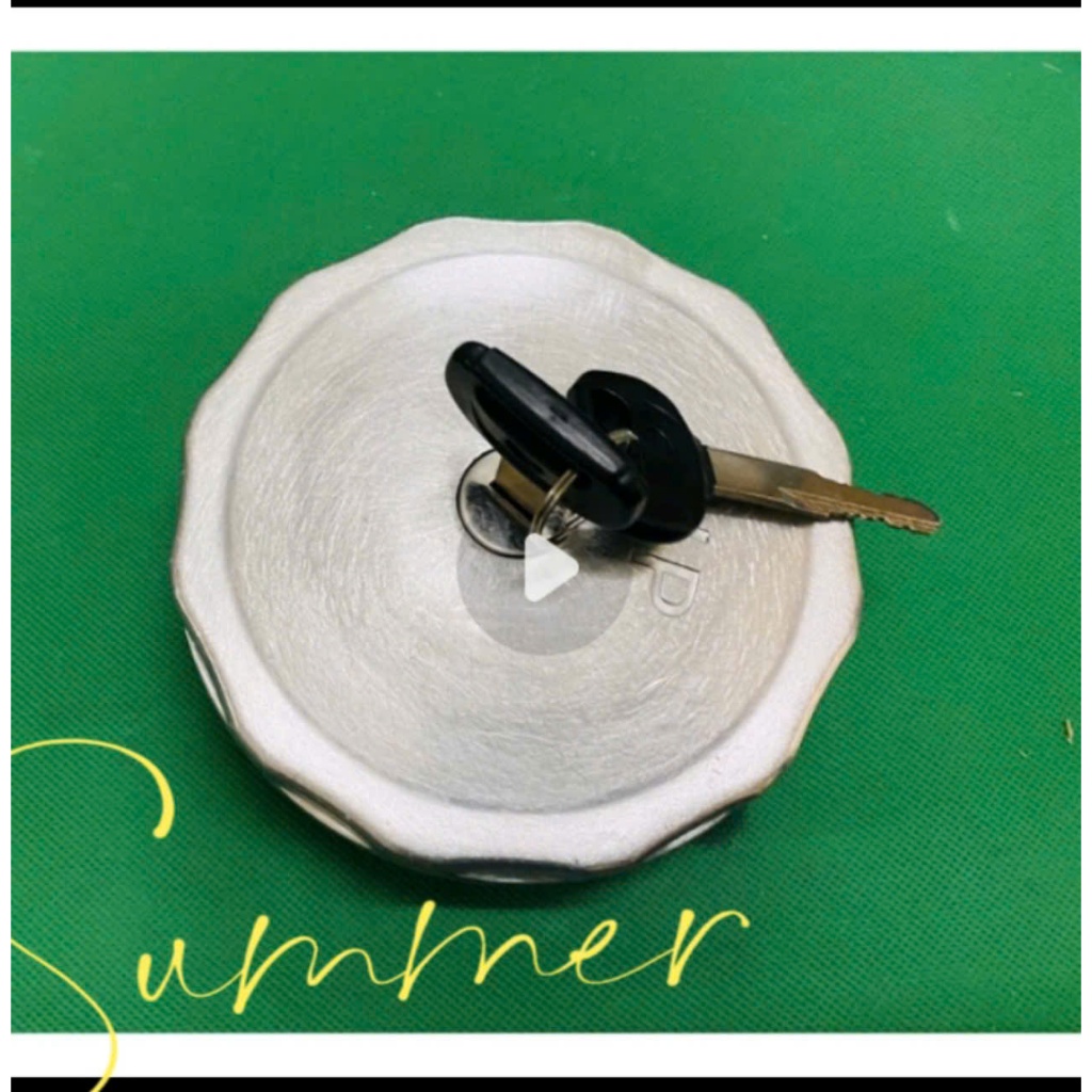 Nắp bình dầu gắn xe tải HINO 500_nắp thùng dầu hino 500, hàng thay thế như zin lắp cho tất cả các dò