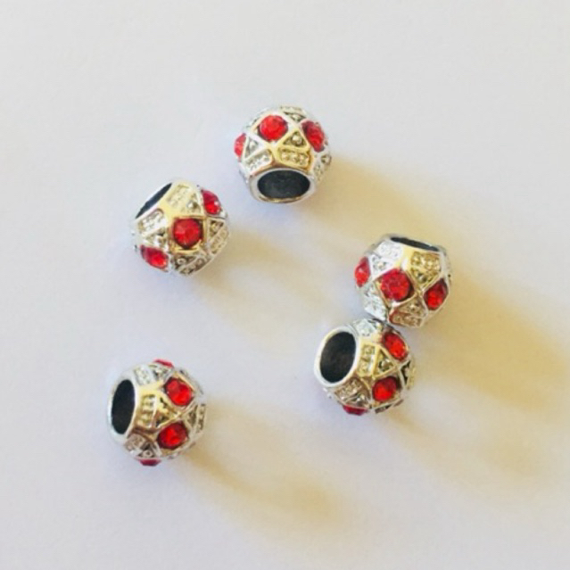 Charm Mic vòng viền pha Lê đỏ cao cấp