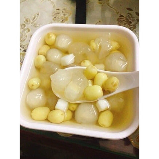 Hạt sen Huế siêu bở ngon 500gr ( sấy khô) nấu xôi chè rất ngon