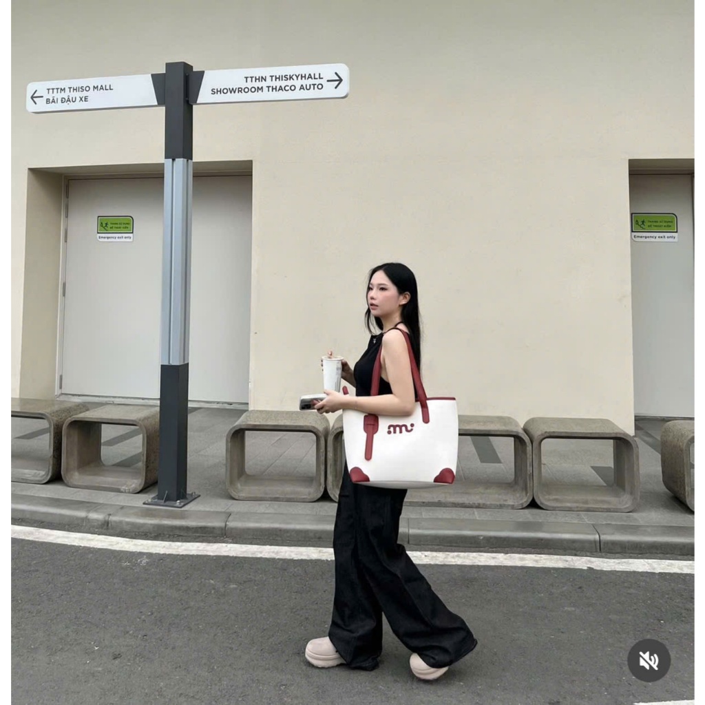 Túi Ba Gang MiWi túi xách tote nữ vải canvas nhiều ngăn có khóa viền da pu kích thước to viền màu đỏ