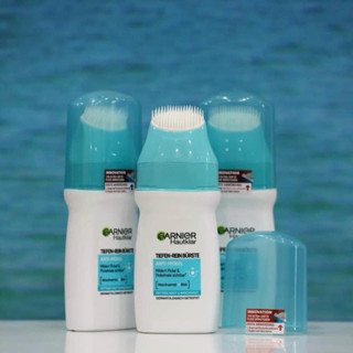 Hàng Đức Xách - Sữa rửa mặt Garnier Skin Naturals Sữa Rửa Mặt kèm chổi massage