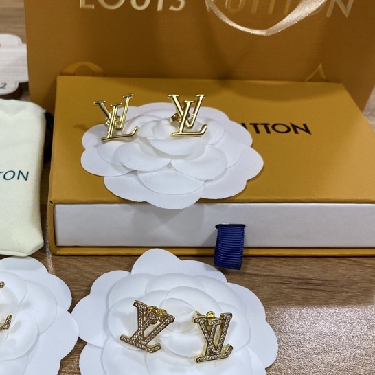 Bông tai cao cấp LV full box