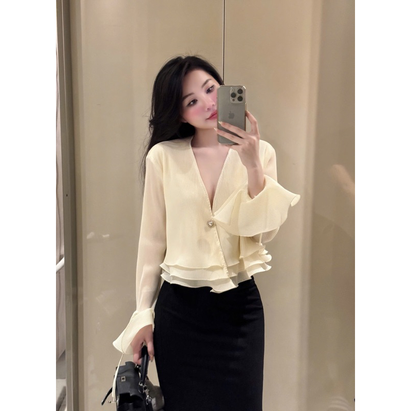 Áo li xếp bèo cổ V khuy ngọc chuẩn Linh Hoàng