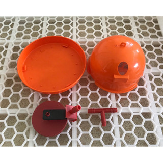Máng Uống Gà Con - Chim Cút - Vịt - Ngan