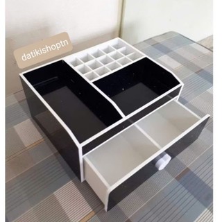 Kệ mỹ phẩm 25cm đen