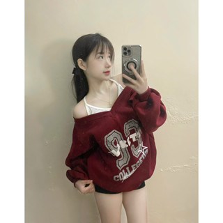 Áo nỉ cổ tim trễ vai kèm yếm rời hai dây -93