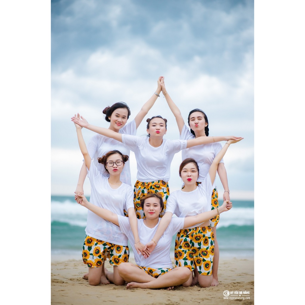 áo phông trắng kỉ yếu hàng sịn