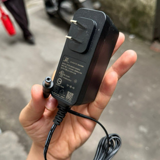 Adapter nguồn 12v 2.5A chính hãng