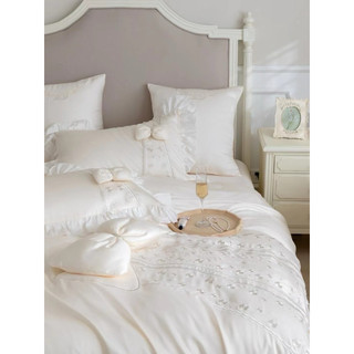 Bộ chăn ga gối Lụa Tencel 100s thêu hoa set 5 mon( gối trang trí kèm ruột)