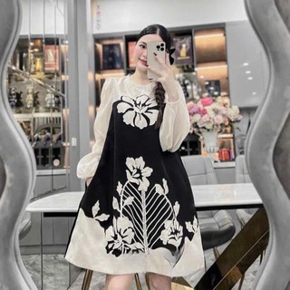 Siêu phẩm váy bầu thiết kế tay tơ hoa laze sang chảnh .
