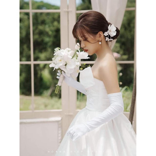 Set hoa kèm ruy băng lụa