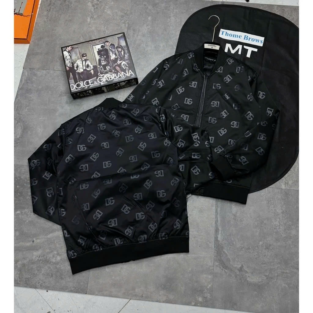 Áo Khoác Gió Nam Nữ DG Logo in Siêu Đẹp  Phối Đồ Cực Đỉnh dang hot2024