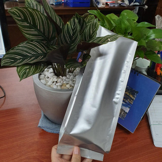 {1kg/size} túi cafe 4 cạnh màu bạc, đựng trà, cafe, bột...