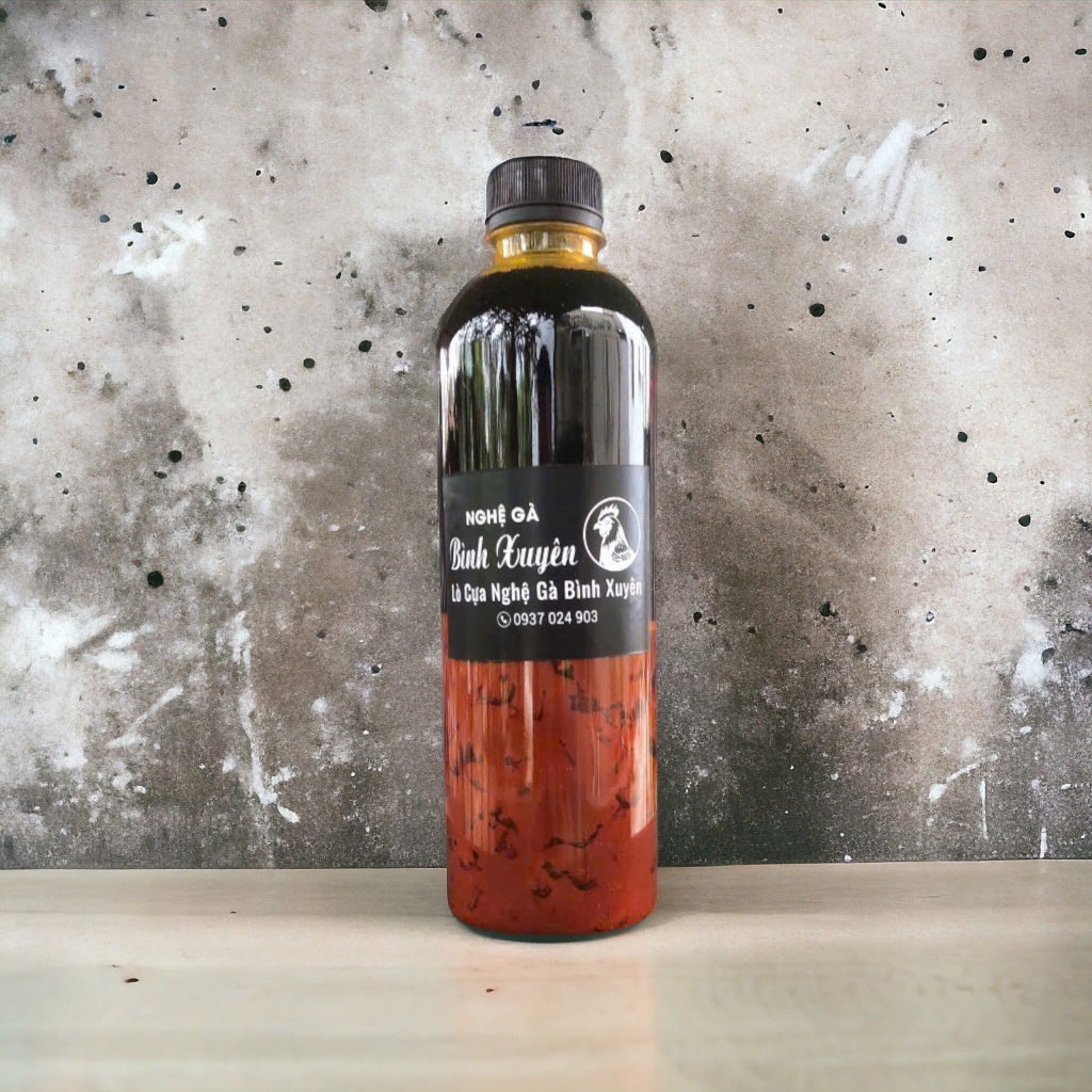 1 chai dung tích 500ml nghệ đỏ ngâm sẵn dùng cho gà đá - Tặng cọ