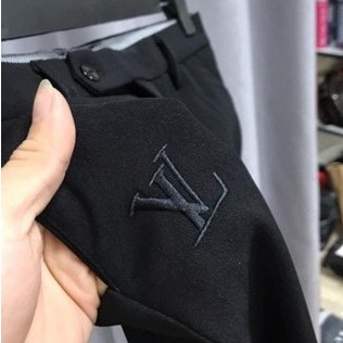 Quần Âu Nam Thêu Logo Chữ,Vải Tăm Lì Dày Dặn