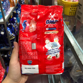 Bột Giặt OMO Thế Hệ Mới 380g
