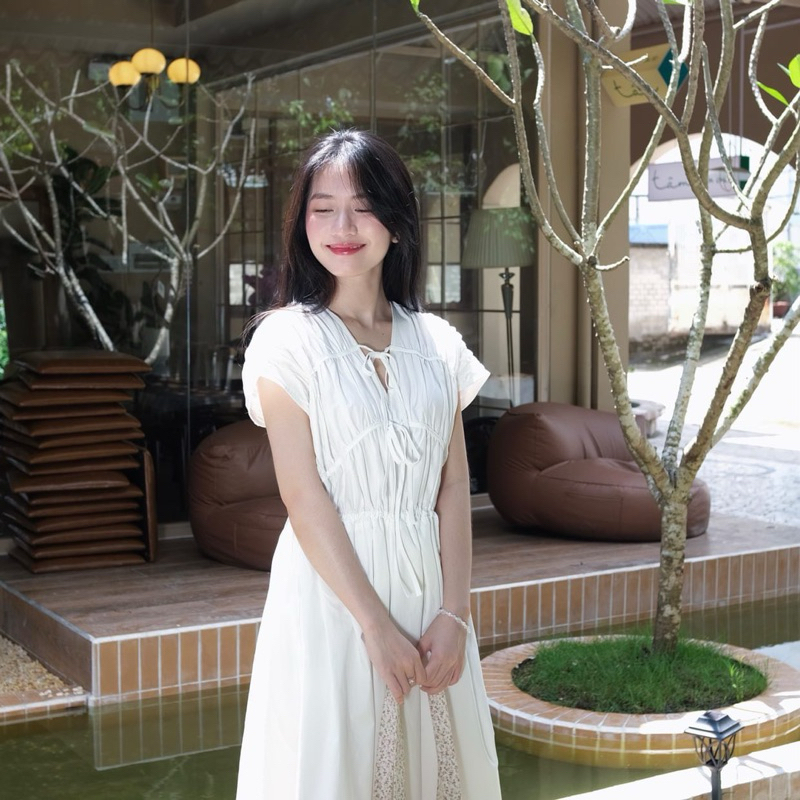 DOB - Váy dáng suông cổ V rút nhúng Moca Dress | BigBuy360 - bigbuy360.vn