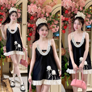 đầm doll cổ yếm đính hoa lai viền