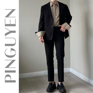 Vest đen basic 2 nút signature Pinguyen 002